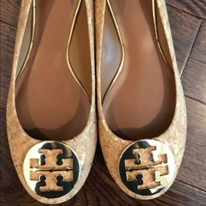 Tory Burch flat shoes excellent condition